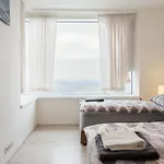 High Floor 2br Downtown With Danube View Balcony Parking Available Apartamento Bratislava