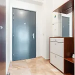 High Floor 2br Downtown With Danube View Balcony Parking Available Appartamento *