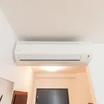 High Floor 2br Downtown With Danube View Balcony Parking Available Apartamento Bratislava