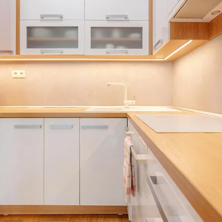 High Floor 2br Downtown With Danube View Balcony Parking Available Apartment Bratislava