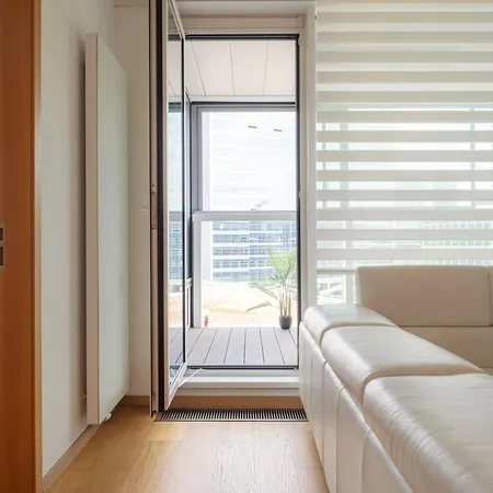 High Floor 2br Downtown With Danube View Balcony Parking Available Apartment Bratislava