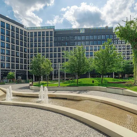 High Floor 2br Downtown With Danube View Balcony Parking Available Appartamento Bratislava