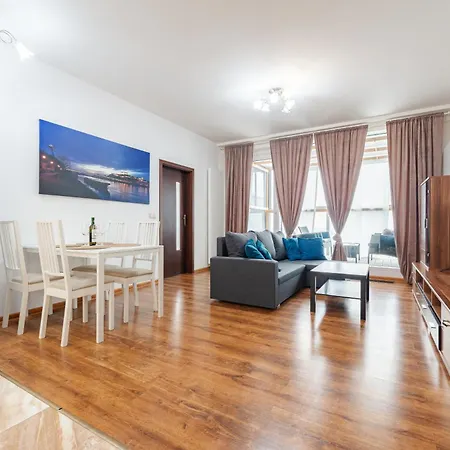 High Floor 2br Downtown With Danube View Balcony Parking Available