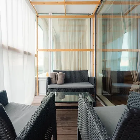 High Floor 2br Downtown With Danube View Balcony Parking Available Appartamento