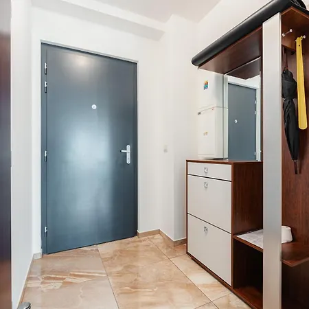 Appartamento High Floor 2br Downtown With Danube View Balcony Parking Available