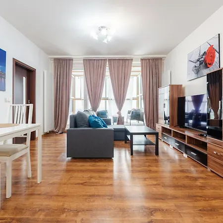 High Floor 2br Downtown With Danube View Balcony Parking Available Appartamento