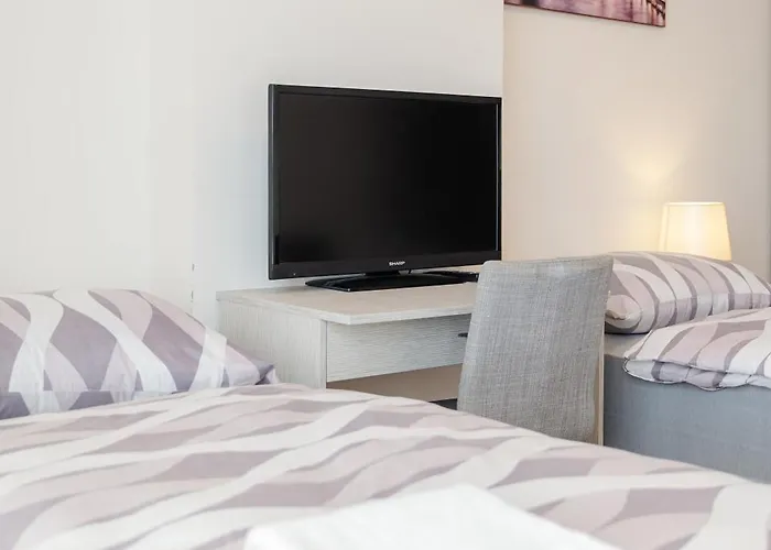 High Floor 2br Downtown With Danube View Balcony Parking Available Bratysława