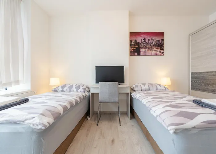 Apartment High Floor 2br Downtown With Danube View Balcony Parking Available