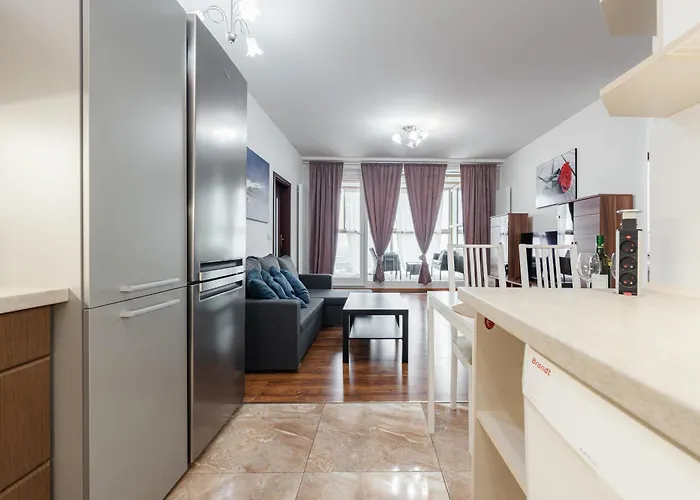 High Floor 2br Downtown With Danube View Balcony Parking Available