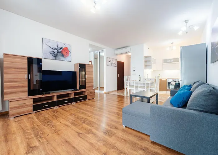 Apartmán High Floor 2br Downtown With Danube View Balcony Parking Available Bratislava