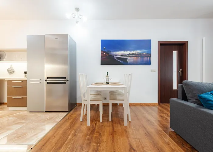 High Floor 2br Downtown With Danube View Balcony Parking Available Apartmán Bratislava
